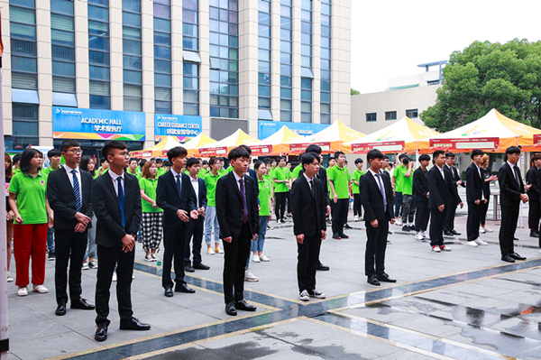 南京新華第十八屆校園人才交流會暨2019年創(chuàng)就業(yè)宣傳周啟動儀式正式啟幕！